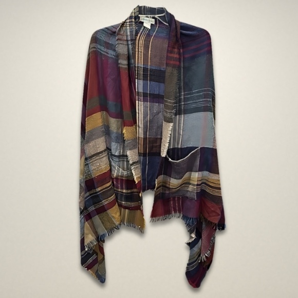 Grace & Lace Poncho Wrap Fringe Hem Cozy Lightweight Plaid Pattern Multicolor OS - Picture 3 of 8